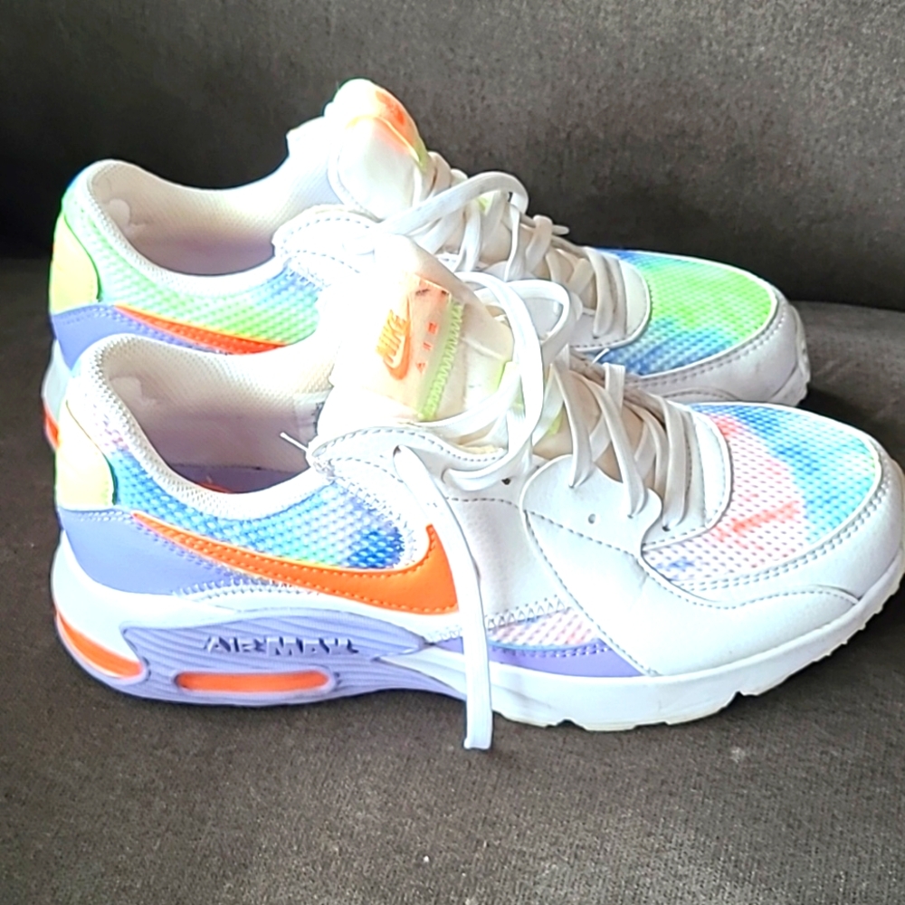 Nike Air Max Excee “Purple Pulse Multi” (DD9671-900) Women’s Size 7.5
